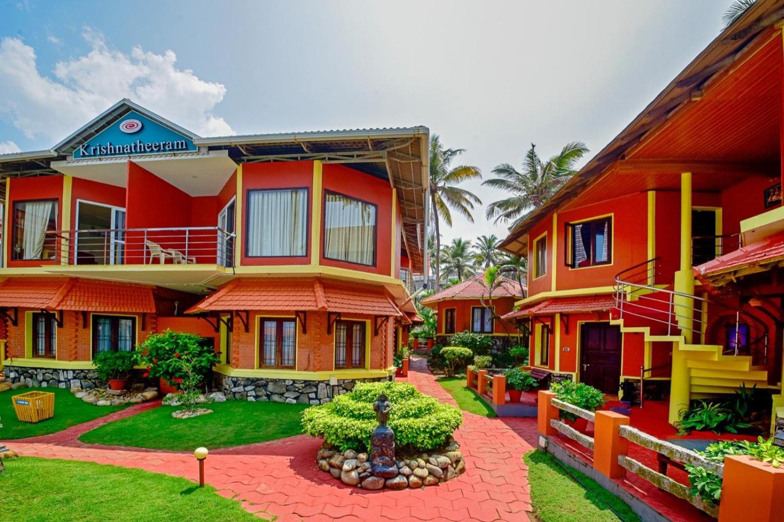 Krishnatheeram Ayur Holy Beach Resorts Varkala Bagian luar foto