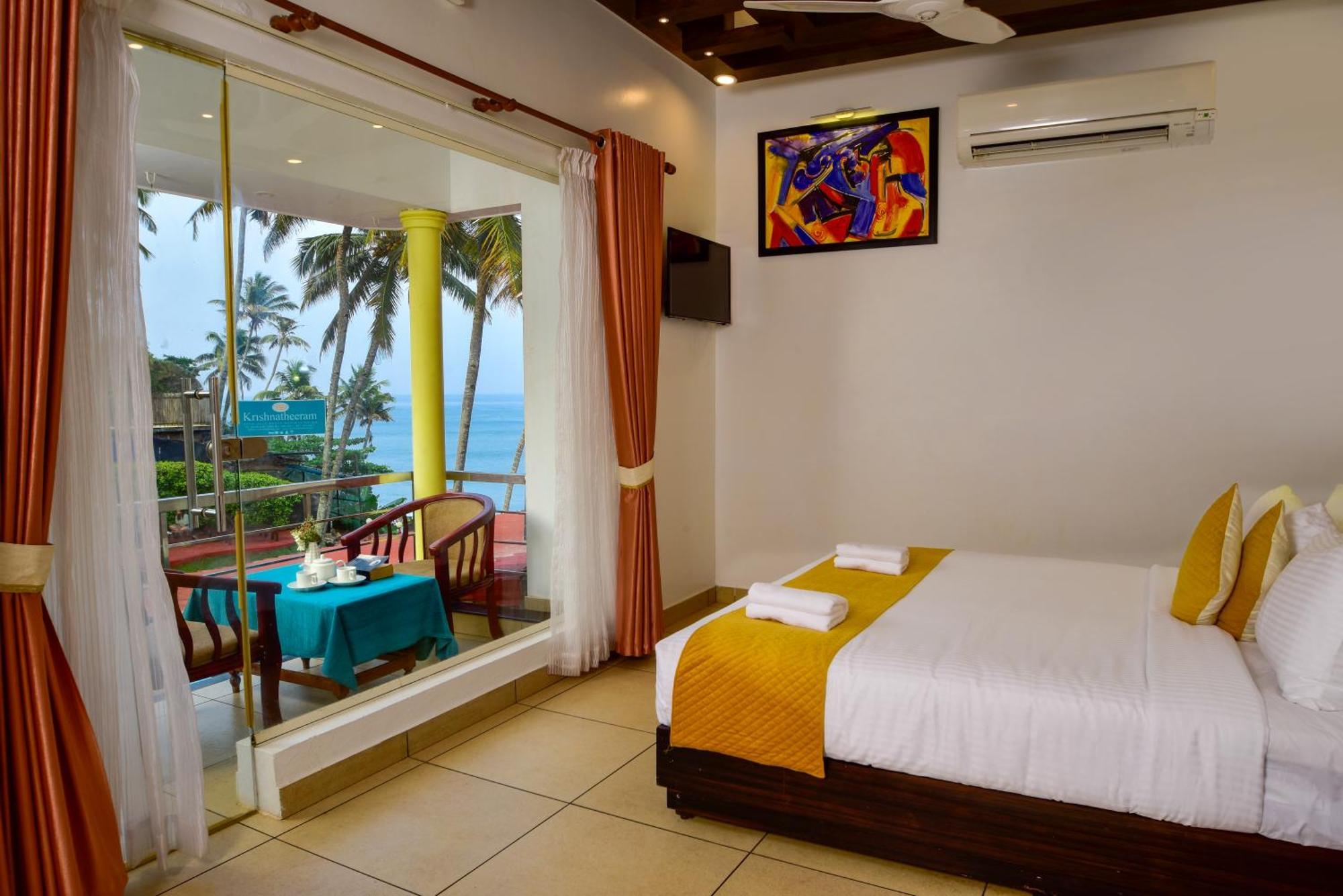 Krishnatheeram Ayur Holy Beach Resorts Varkala Bagian luar foto