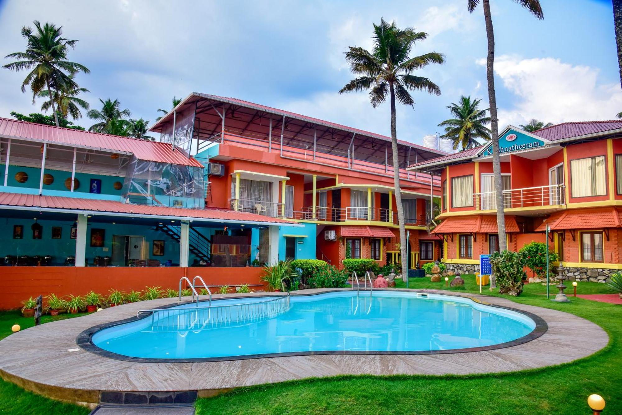 Krishnatheeram Ayur Holy Beach Resorts Varkala Bagian luar foto